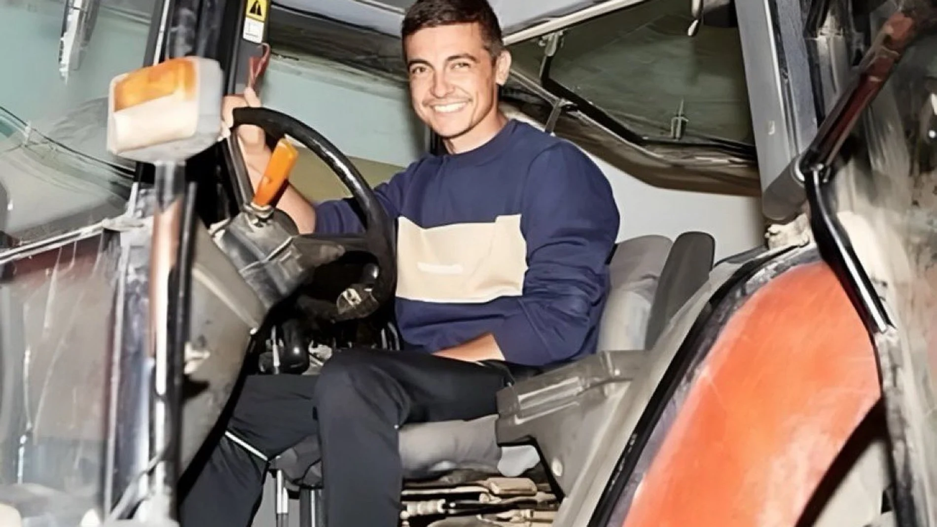 Foto de David Lafoz, joven agricultor de Aragón
