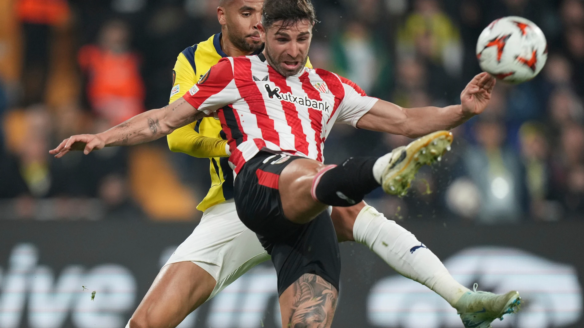 FILE - Athletic Bilbao's Yeray Alvarez, front, kicks the ball during the Europa League opening phase soccer match between Fenerbahce and Athletic Bilbao at Sukru Saracoglu stadium, in Istanbul, Turkey, Dec. 11, 2024. (AP Photo/Francisco Seco, File)
