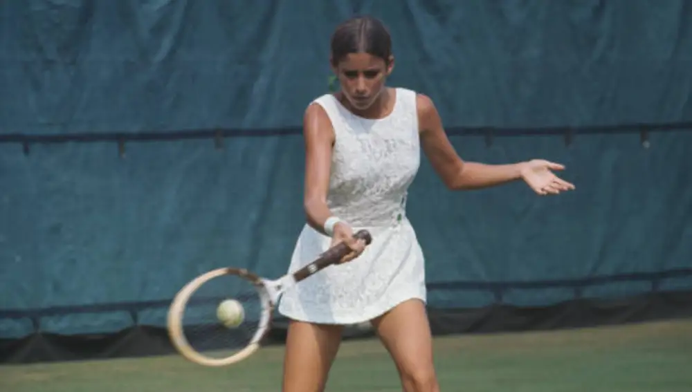 Chris Evert en el OPEN US con el vestido de encaje blanco