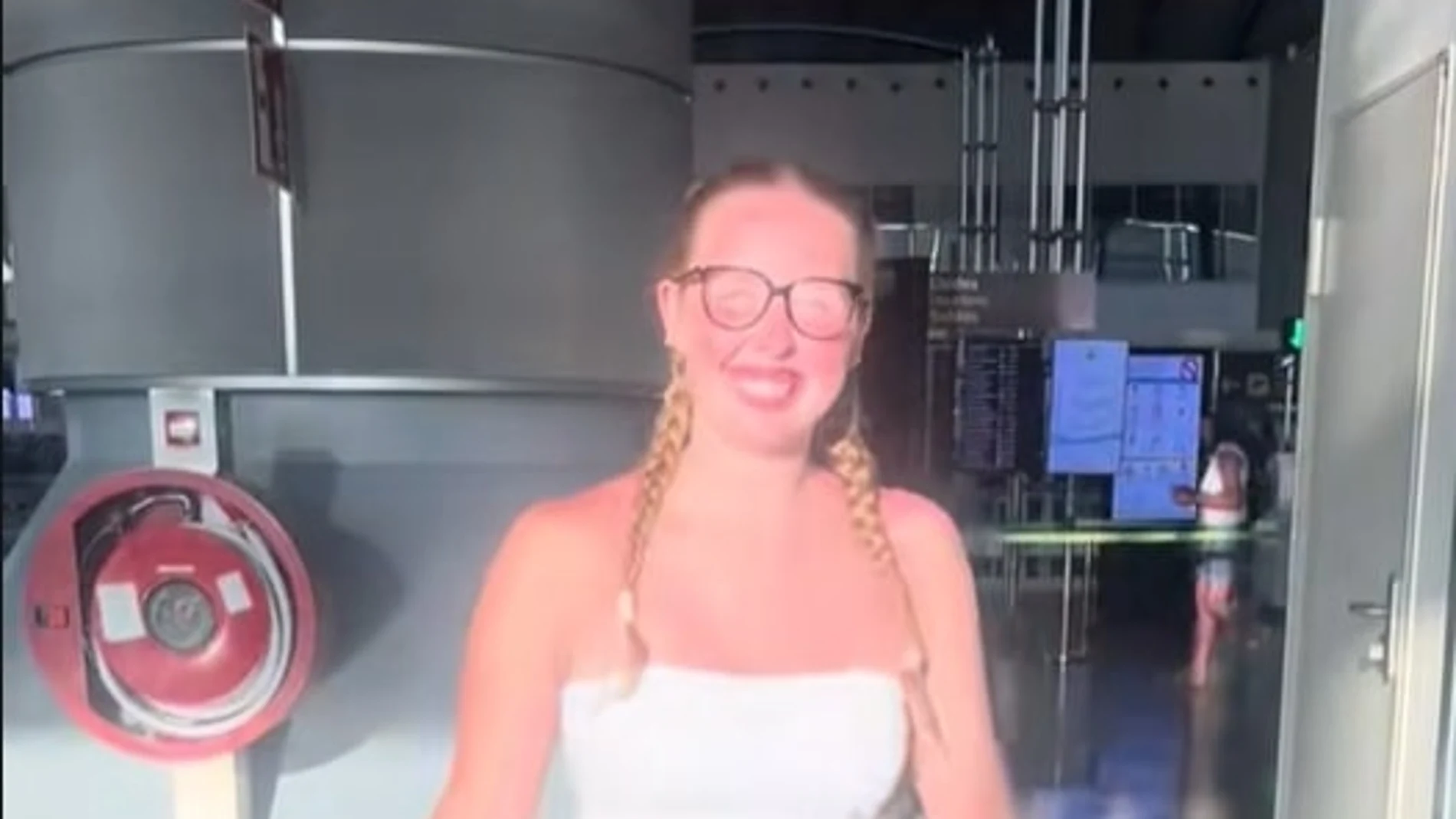 "¿Es ilegal usar crema solar siendo guiri?"