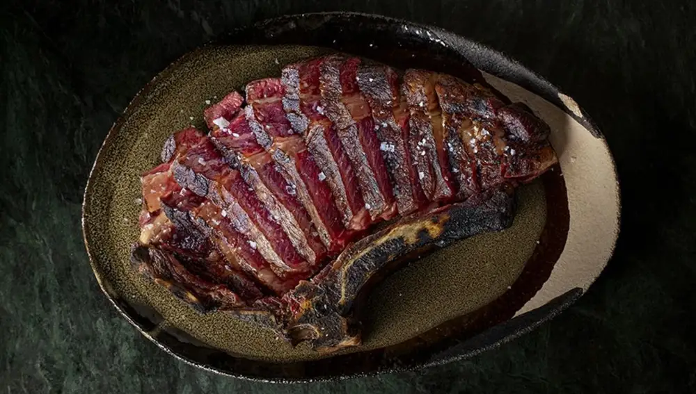 Martes de carne y vino en pleno barrio de Salamanca