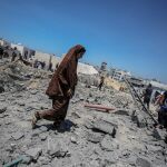 O.Próximo.- Médicos constatan diez muertos en un ataque israelí contra un centro de distribución de agua en Gaza