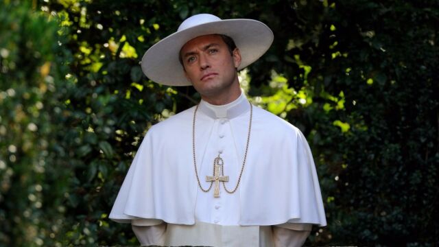 Jude Law no es el Papa que te imaginas