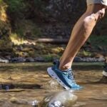 Columbia lanza los Drainmaker XTR: zapatillas todoterreno para agua, roca y sendero
