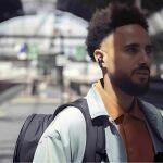 No son AirPods, pero suenan increíble y puedes usarlos con el móvil y el portátil al mismo tiempo