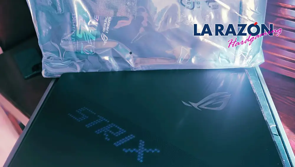 ROG Strix Scar 18