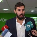 MURCIA.-Antelo (Vox) culpa a PP y PSOE de "toda la violencia" en Torre Pacheco por "llenar las calles de inmigración ilegal"