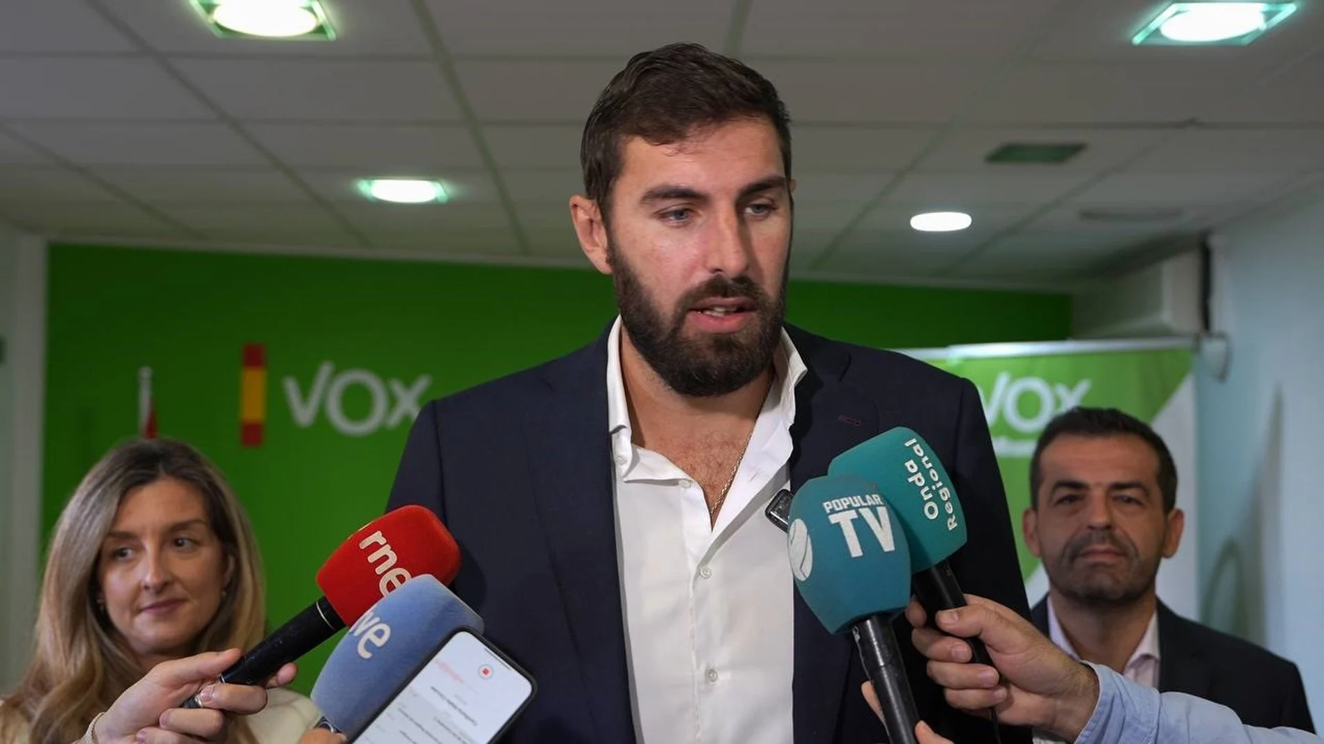 MURCIA.-Antelo (Vox) culpa a PP y PSOE de "toda la violencia" en Torre Pacheco por "llenar las calles de inmigración ilegal"