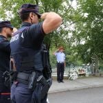 La Ertzaintza homenajea a Mikel Uribe, subcomisario asesinado por ETA en Leaburu (Gipuzkoa) en 2001