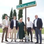 Mañueco, Carnero, Íscar, Marimar Blanco y Rodriego Nieto durante el homenaje a Migvuel Ángel Blanco