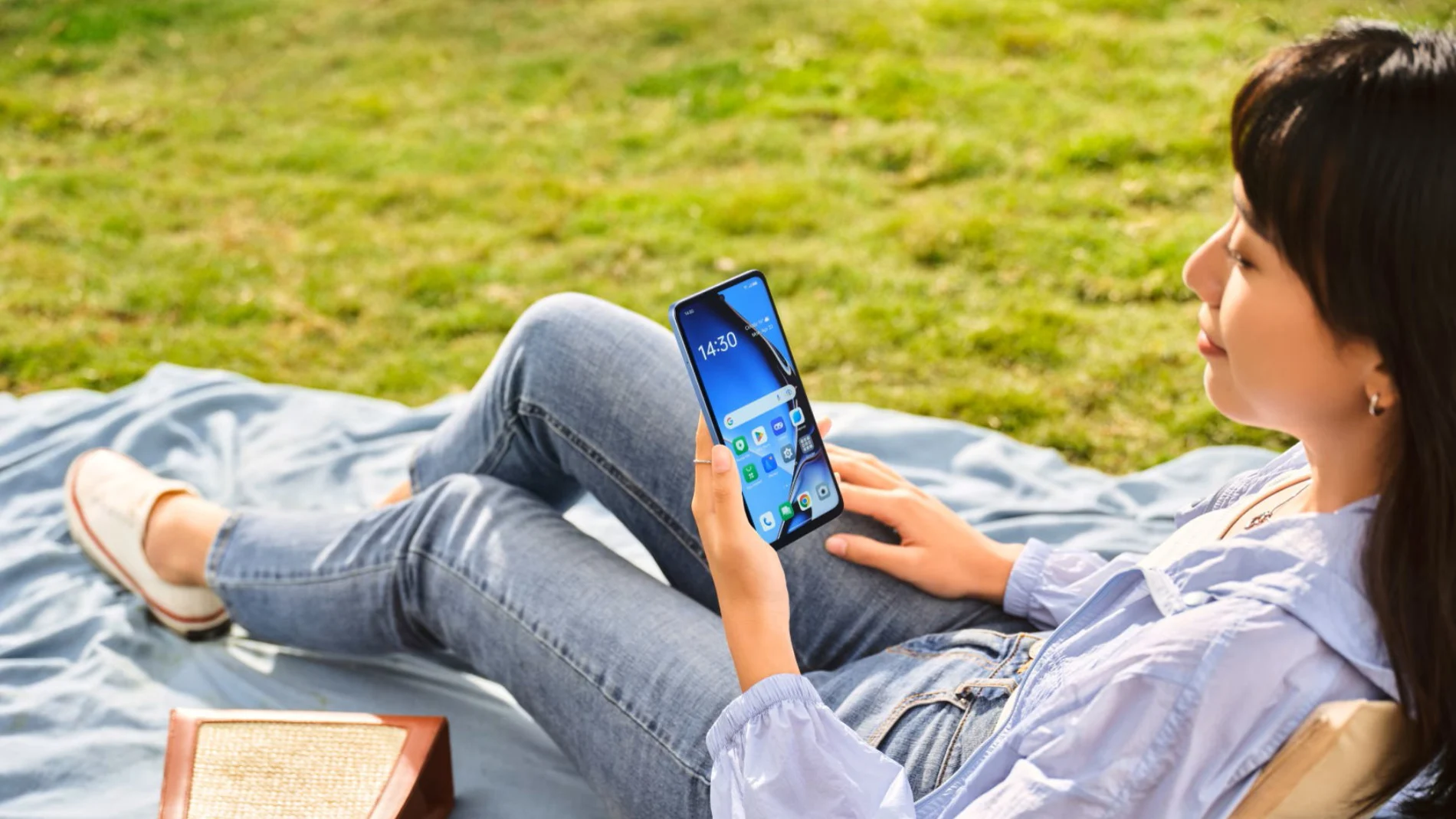 Este smartphone tiene una pantalla de 6,67 pulgadas