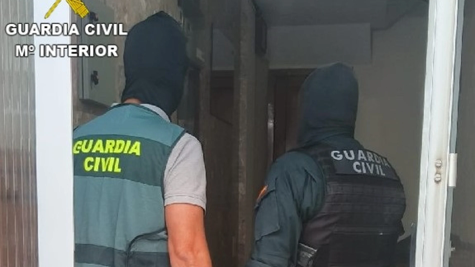 Operación para detener a un joven de Ourense en relación con una banda que cometía asaltos violentos al sur de Pontevedra.REMITIDA / HANDOUT por Guardia CivilFotografía remitida a medios de comunicación exclusivamente para ilustrar la noticia a la que hace referencia la imagen, y citando la procedencia de la imagen en la firma14/07/2025