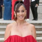 Anabel Pantoja celebra por adelantado su 39 cumpleaños. Fiesta con amigos y una tarta con su hija Alma como protagonista