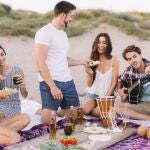 Así resolvieron miles de familias el caos de ir a la playa cargados de cosas
