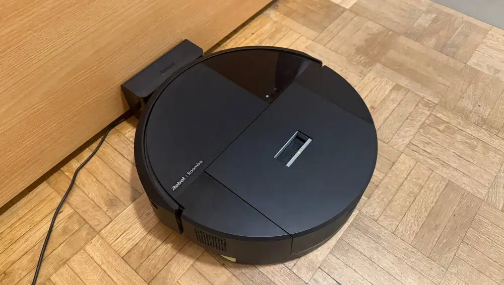 El robot con su base
