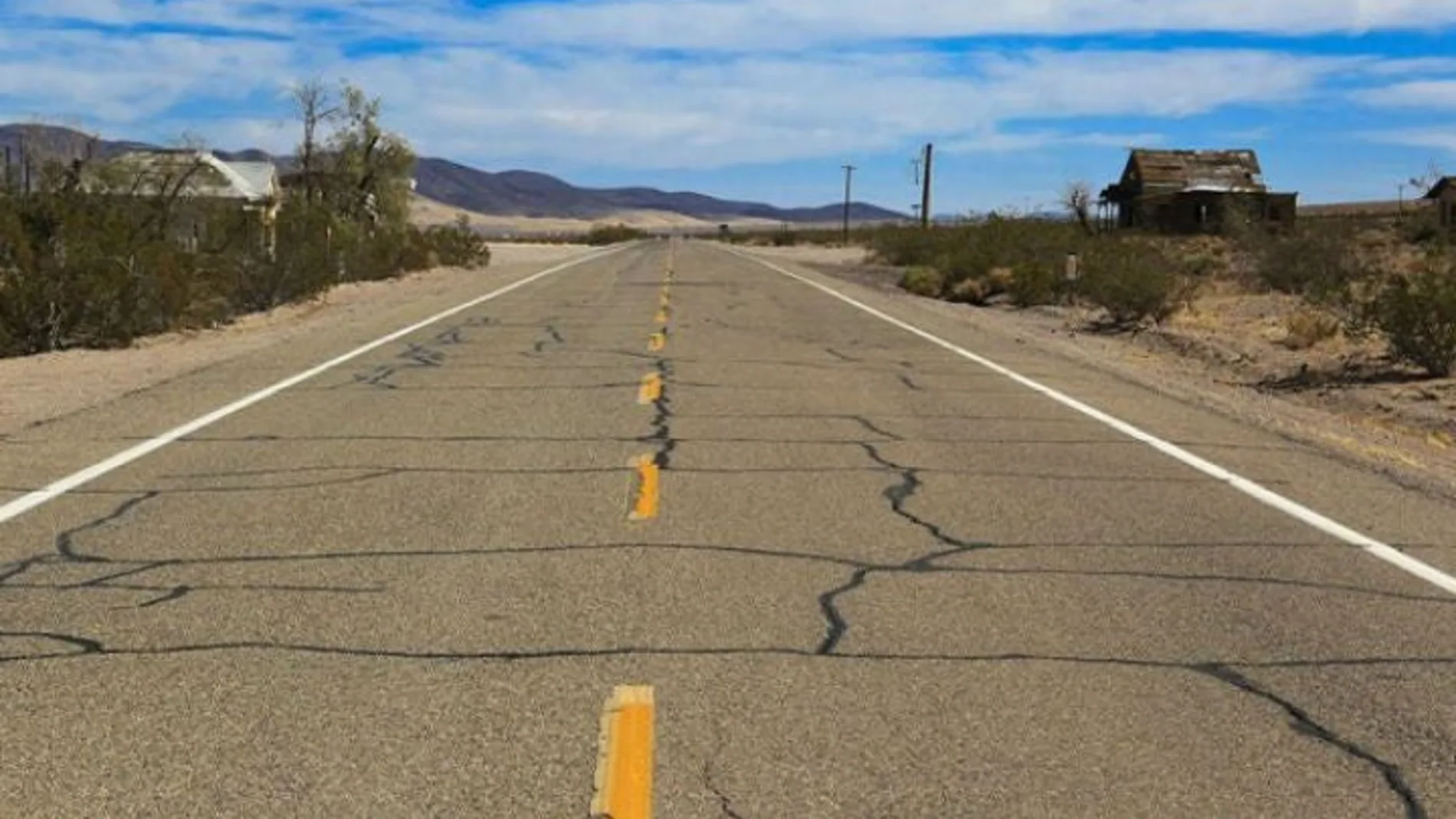 ¿Qué son las líneas negras que salen en la carretera y por que recomiendan no pisarlas?