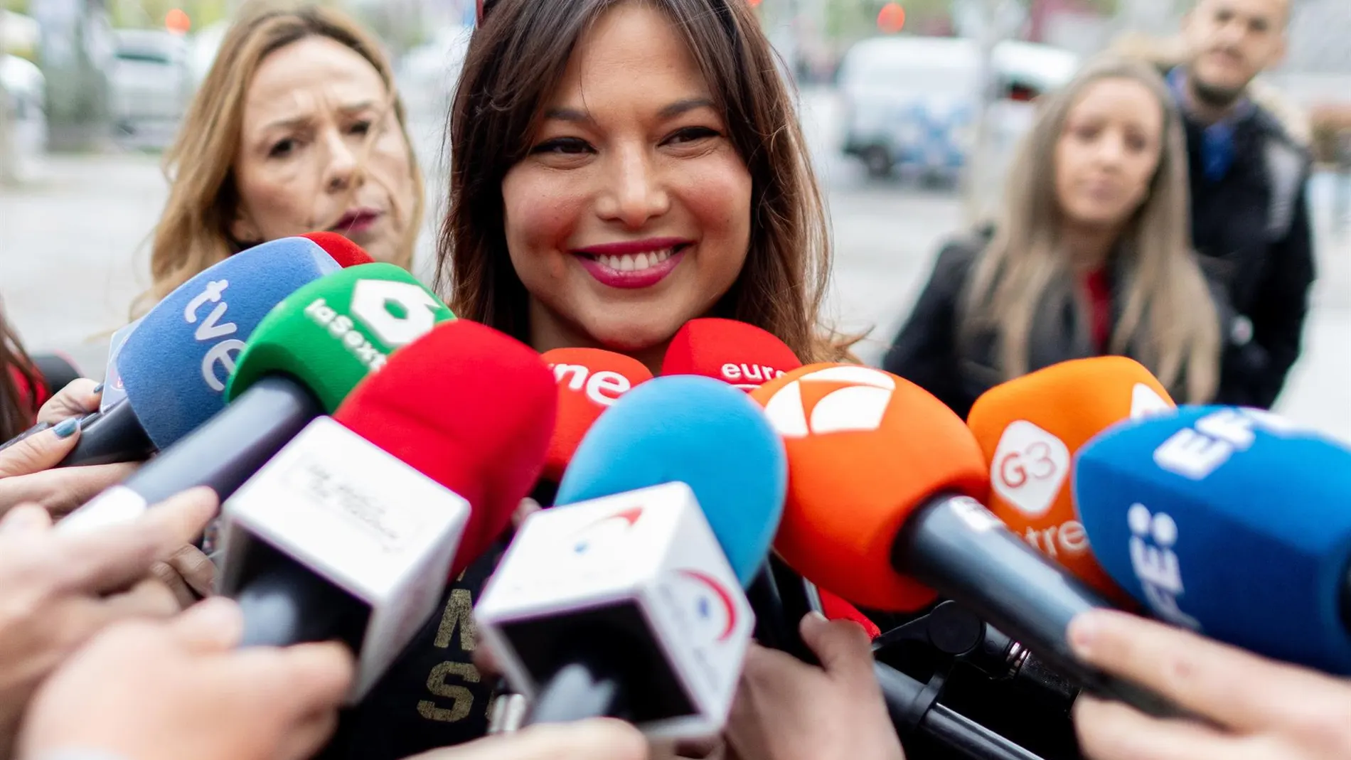 Un testigo pidió a Mouliaá que dejase de "inventar" y la actriz advirtió: "Si vas y dices que estaba happy me jodes"