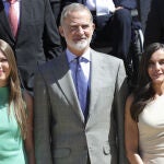 El look sorpresa de la Infanta Sofía junto a sus padres.