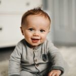 10 nombres de niño de los años 60 que vuelven a estar en auge