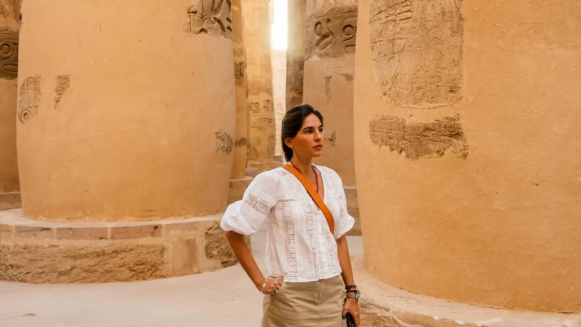El look de Lourdes Montes en Egipto.