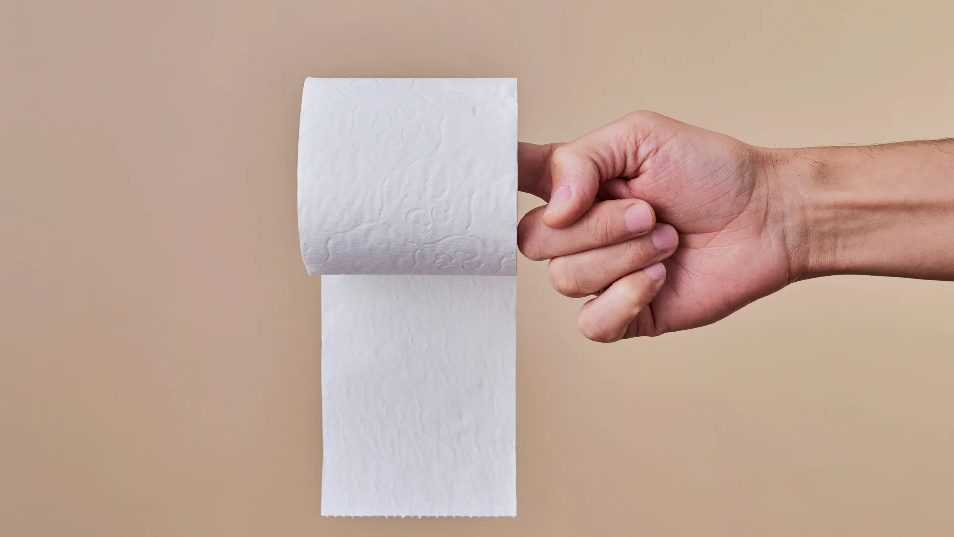 Un gastroenterólogo de Harvard explica por qué no debemos usar el papel higiénico