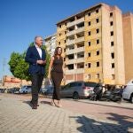 Rocío Díaz y José Luis Sanz, en el Polígono Sur