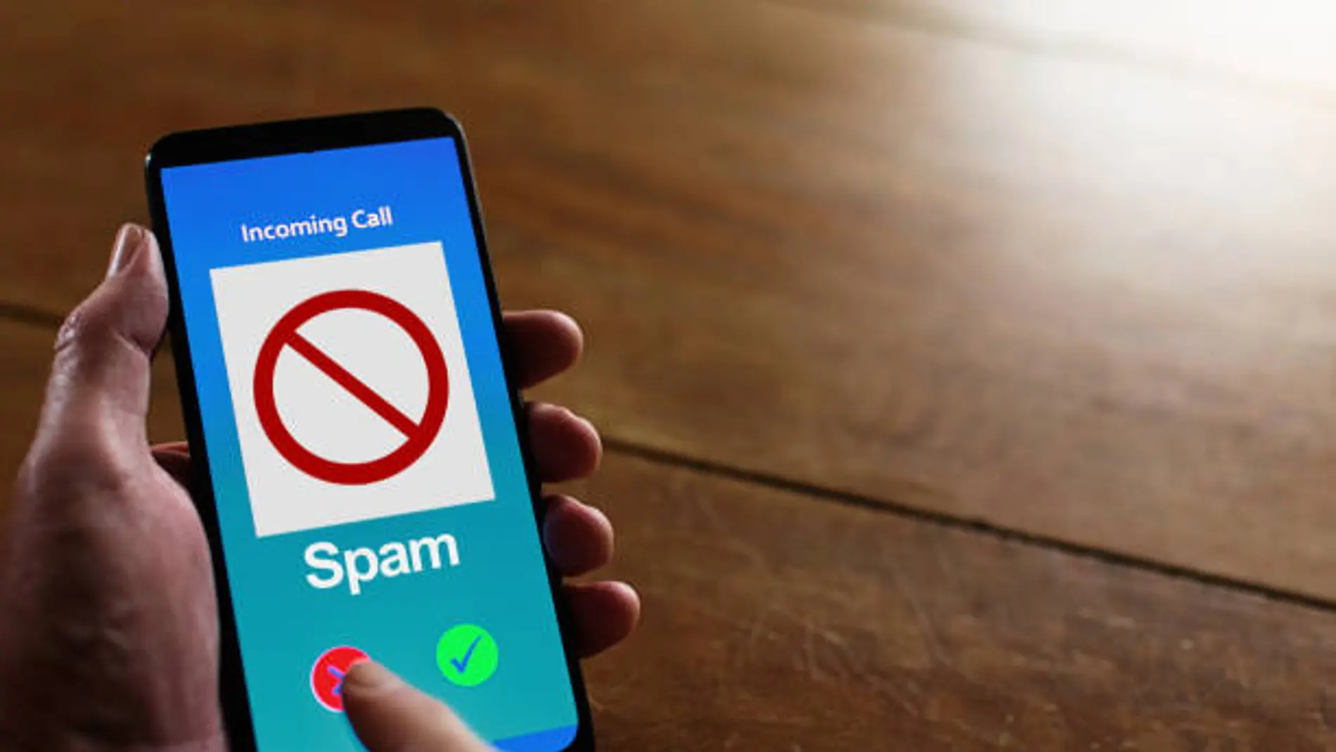 Así es la primera multa por spam telefónico en España: 5.000 euros por llamar a un usuario de la Lista Robinson