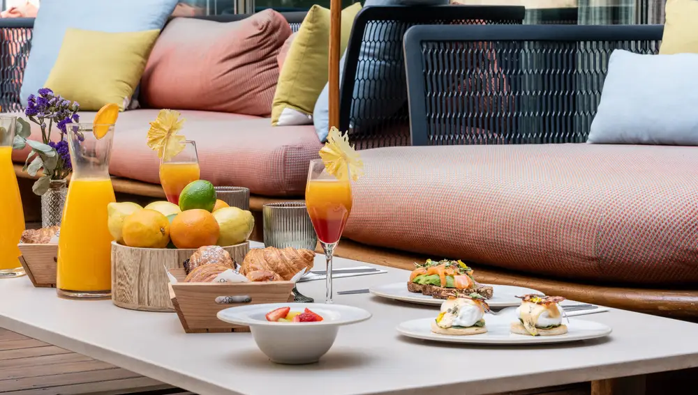 En CoolRooms Palacio de Atocha se puede disfrutar de piscina y brunch