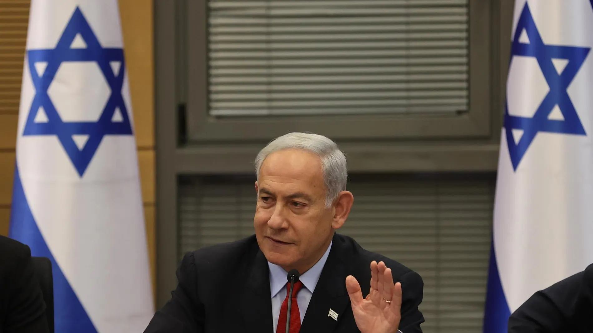 Israel.- Netanyahu visita a las tropas ultraortodoxas en medio de la crisis de Gobierno por la salida de Judaísmo Unido