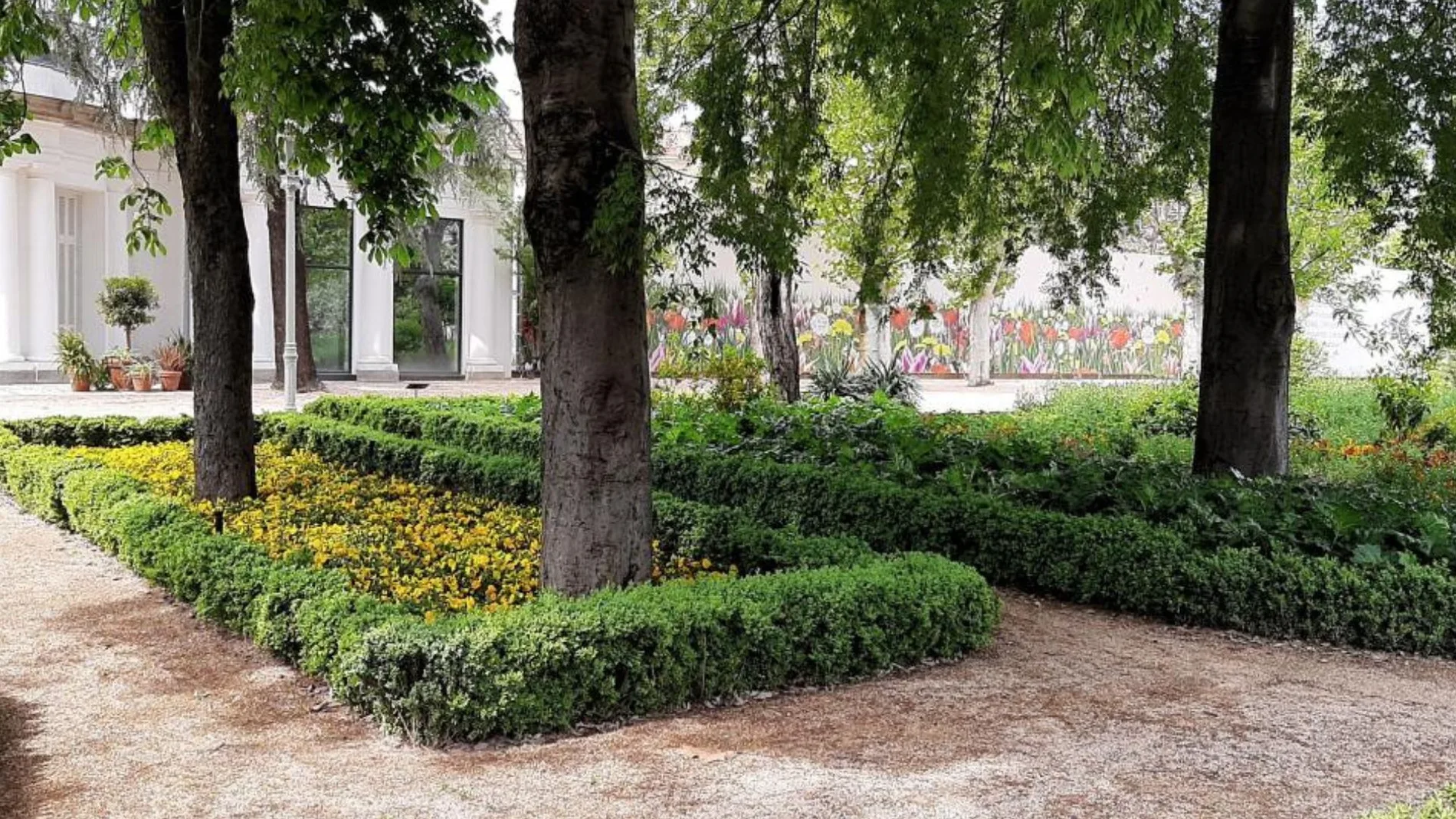 Jardines de los Palacios de la Finca Vista Alegre