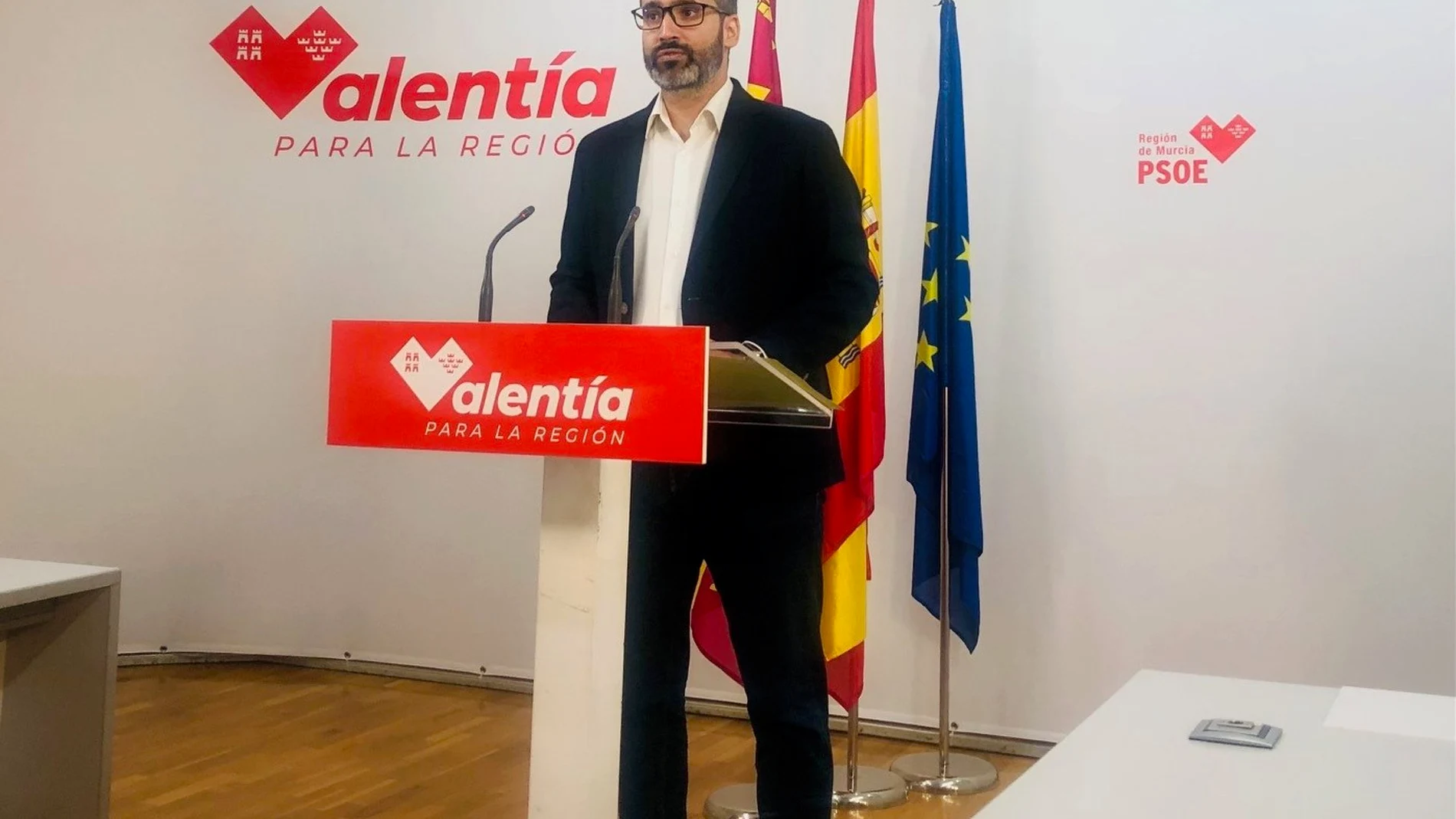 MURCIA.-AM- PSOE pide a López Miras que rompa su acuerdo con Vox y le tiende la mano para un pacto "sin condiciones"