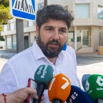 Fernando López Miras en la romería de la virgen del Carmen 