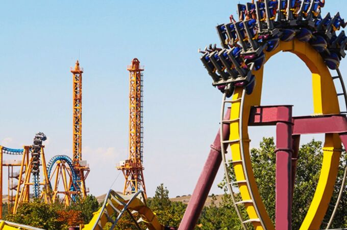 Una atracción del Parque Warner en Madrid