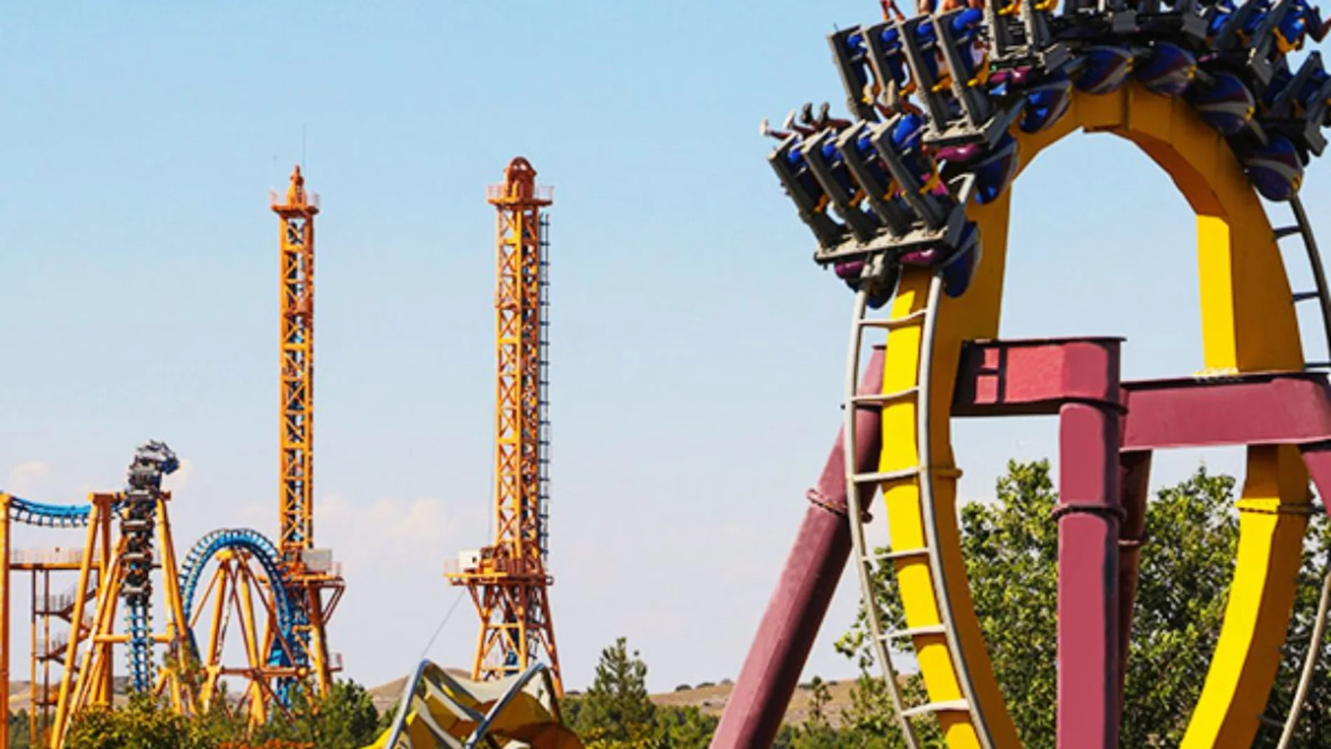 Una atracción del Parque Warner en Madrid