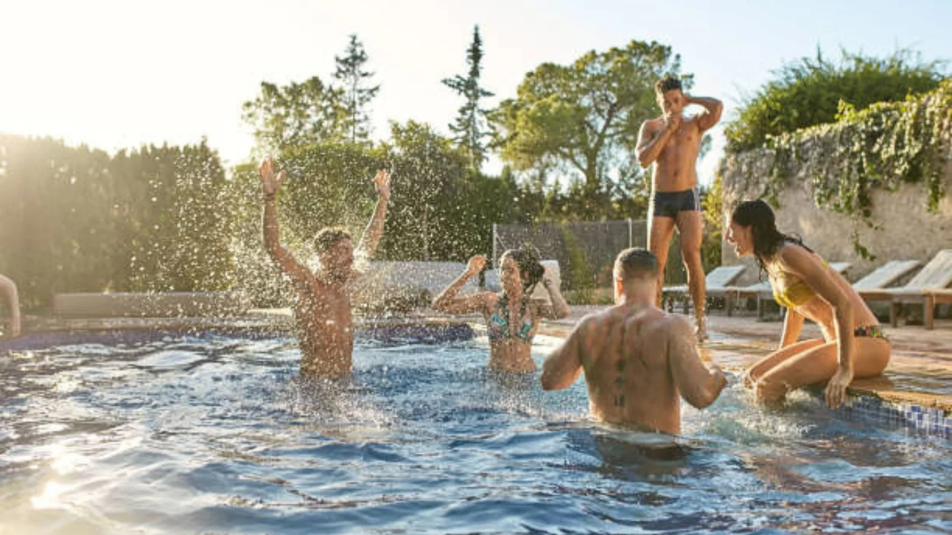 Alquilar piscinas por horas: la alternativa que arrasa este verano en Madrid