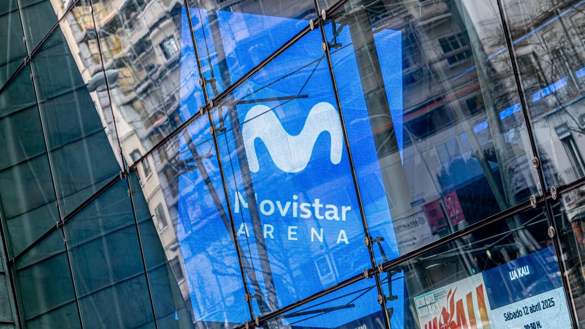 El Movistar Arena instala un muro de 440 metros en la fachada de Goya para reducir el ruido