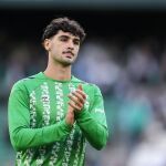 MADRID.-El estadounidense 'Johnny' Cardoso refuerza el centro del campo del Atlético de Madrid