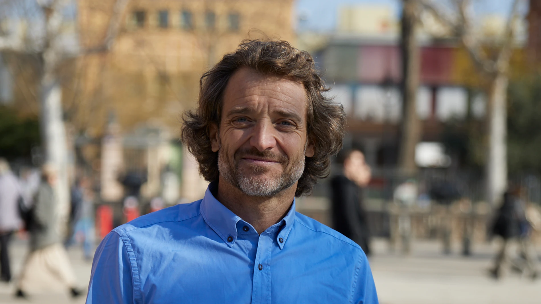 Doctor Javier Albares, autor del libro "Generación zombi"