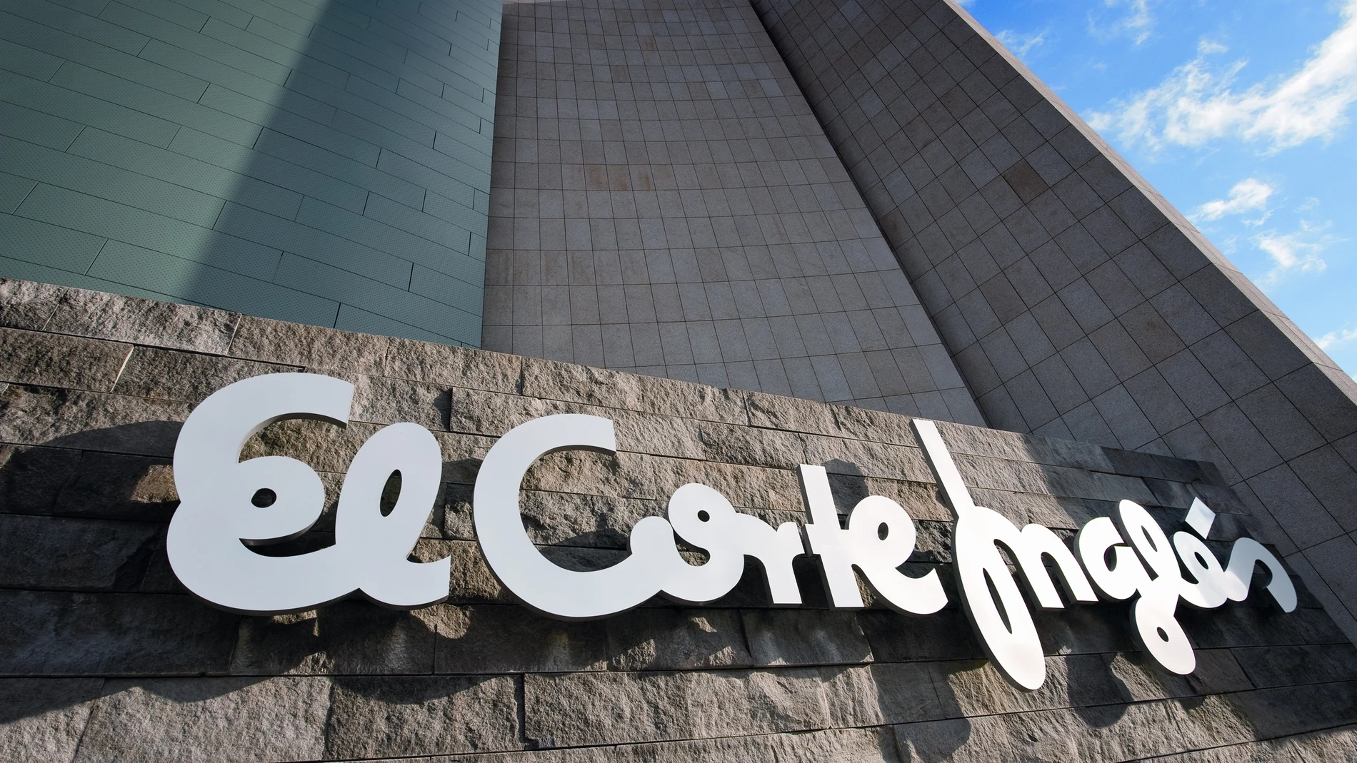 (Foto de ARCHIVO) El Corte Inglés REMITIDA / HANDOUT por El Corte Inglés Fotografía remitida a medios de comunicación exclusivamente para ilustrar la noticia a la que hace referencia la imagen, y citando la procedencia de la imagen en la firma 24/08/2012