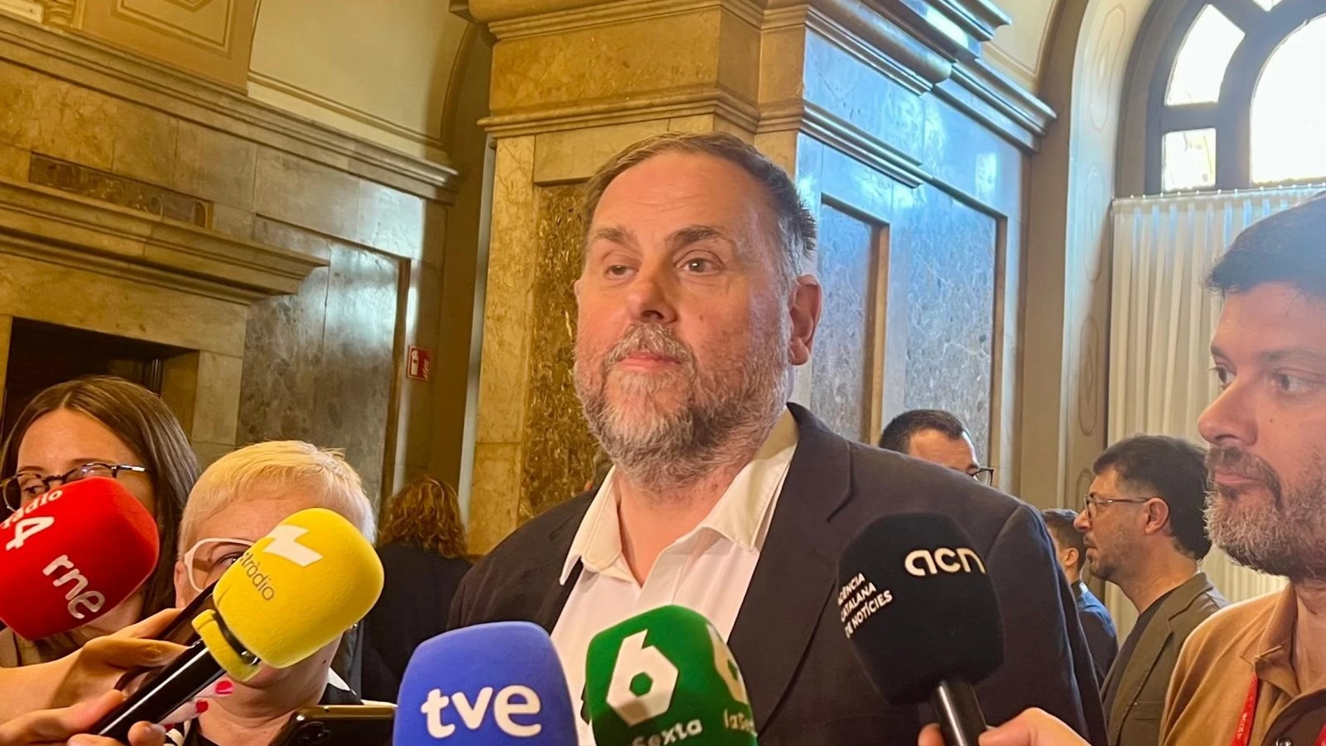El presidente de ERC, Oriol Junqueras, en una atención a los medios desde el Parlament EUROPA PRESS 16/07/2025