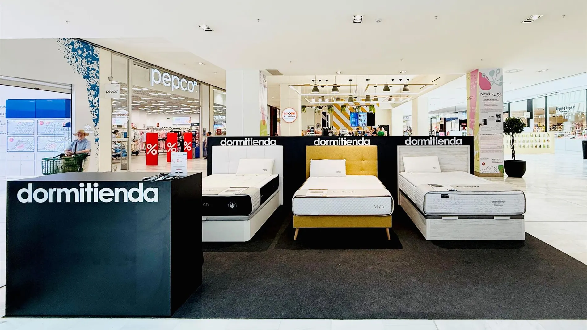 La colchonería Dormitienda abre en el centro comercial Los Arcos su tercera tienda física de Sevilla