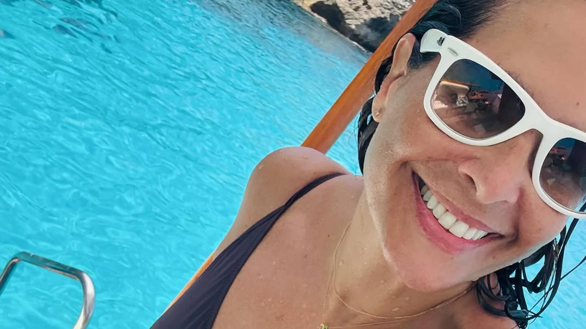 Nuria Roca y su posado en bañador en Menorca.
