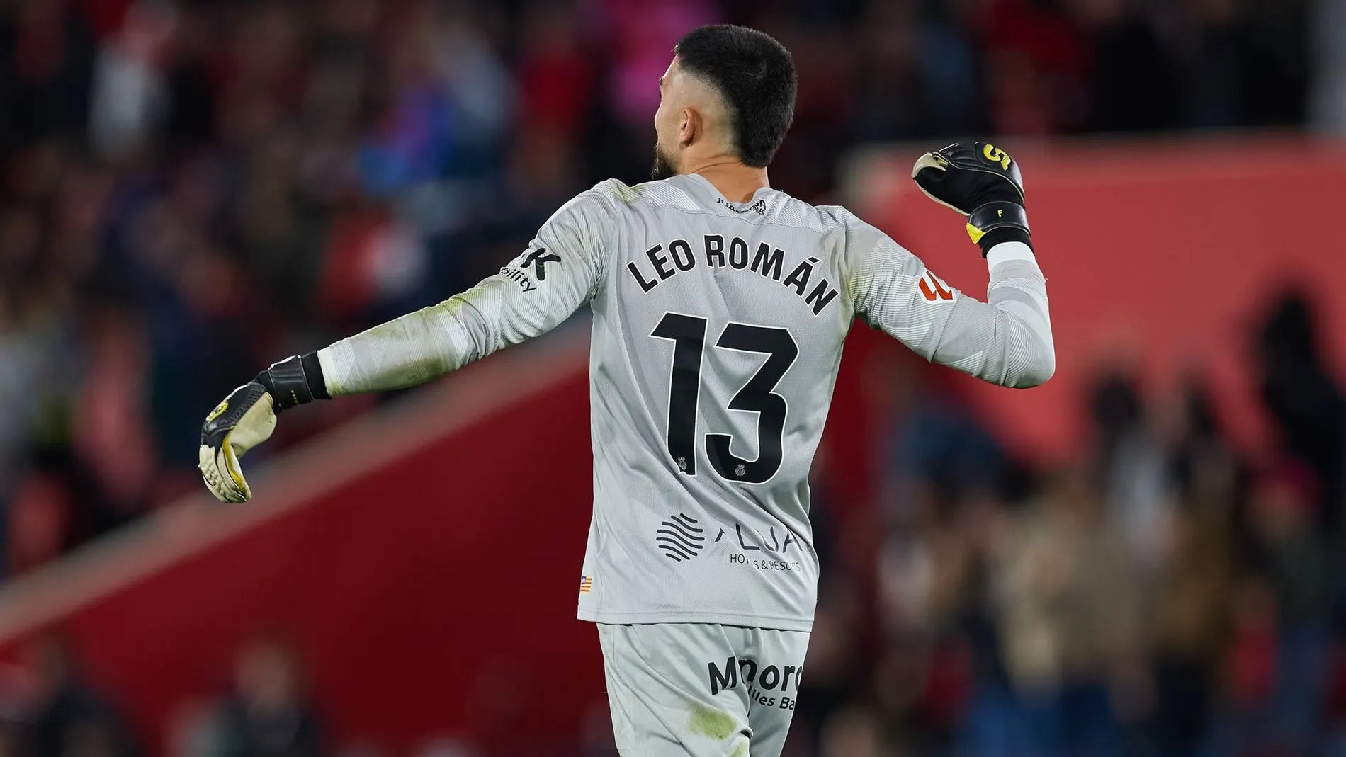 Fútbol.- El portero español Leo Román renueva con el RCD Mallorca hasta 2030