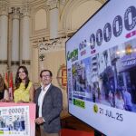 La concejala de Turismo, Eventos y Marca del Ayuntamiento de Valladolid, Blanca Jiménez, y el delegado ONCE en Castilla y León, Ismael Pérez Blanco