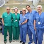 Profesionales del servicio de Cirugía Oral y Maxilofacial encargados de la operación.