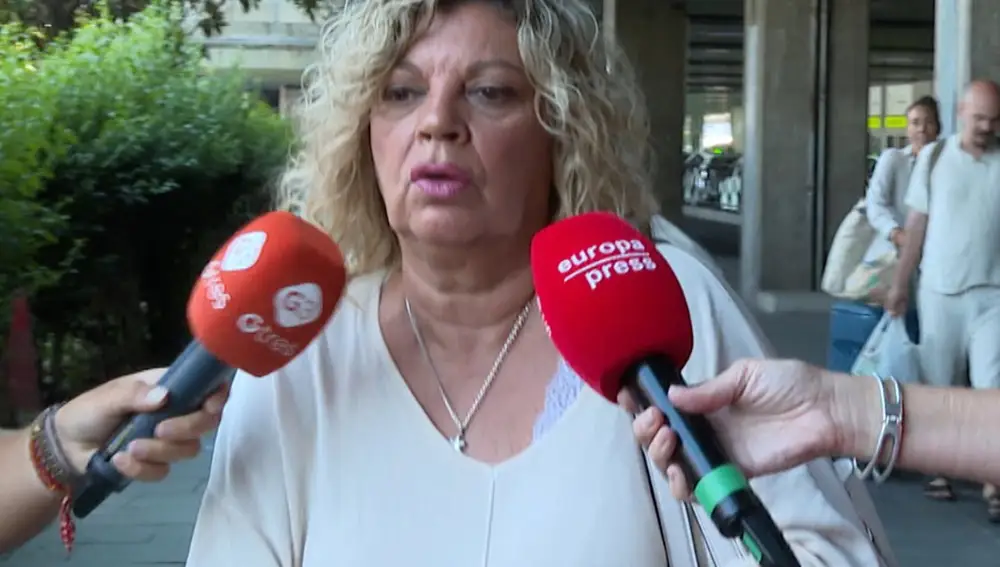 Terelu Campos revela si pasará sus vacaciones con Alejandra, Carlo y su nieto como Mar Flores