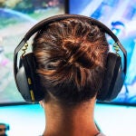 Estos auriculares solo pesan 165 gramos