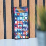 El realme GT 6 tiene una pantalla de 6,78 pulgadas