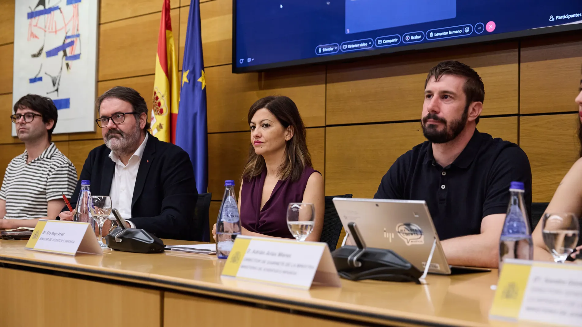 La ministra de Juventud e Infancia, Sira Rego, preside la Conferencia Sectorial de Infancia y Adolescencia sobre el reparto de menores no acompañados, en el Ministerio de Sanidad y Derechos Sociales, a 17 de julio de 2025, en Madrid (España). Se ha tratado con las comunidades la última propuesta del Gobierno sobre cuántos jóvenes serán trasladados a cada territorio. Según su plan, serán derivados unos 3.000 jóvenes, la mayor parte de ellos a Andalucía, Comunidad de Madrid y Comunitat Valencia...