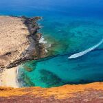 Una de las playas vírgenes más impresionantes de España está en esta isla poco conocida
